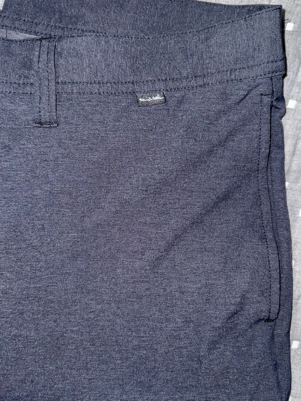 Travis Mathew Men's Charcoal Flat Front Stretch Shorts Performance Golf Size 36